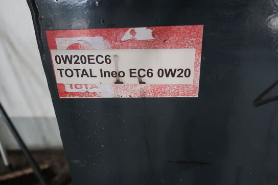 Olietank 1500 liter med indhold 