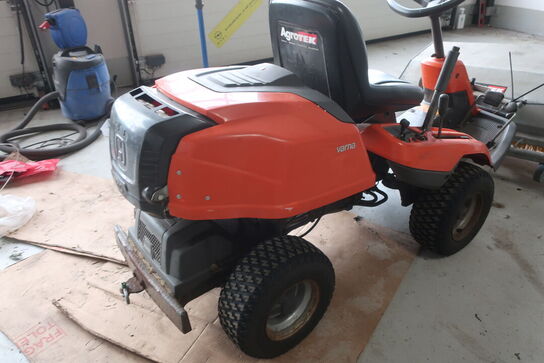 Havetraktor HUSQVARNA R216 AWD