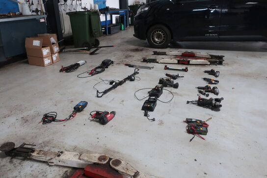 Automobilhuset Randers A/S Del 1 *Varebiler - Afbalanceringsapparat - Svejsere - M.V.*