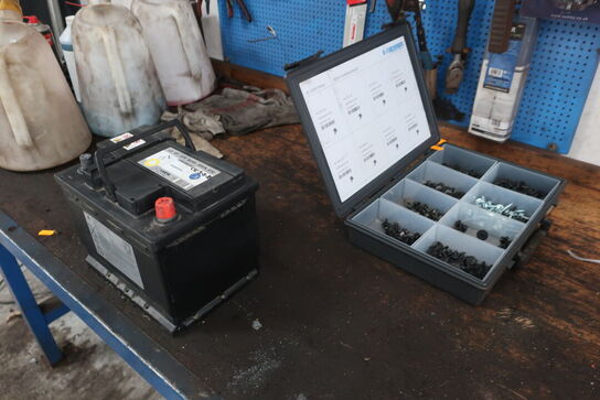 Værkstedsbord uden indhold