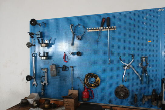 2 stk. tavler med indhold 