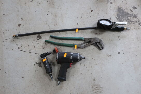 Slagnøgle, vandpumpetang m.v. 