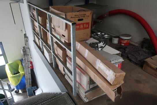 Diverse forbrugsmaterialer, værktøj, biludstyr m.v. 