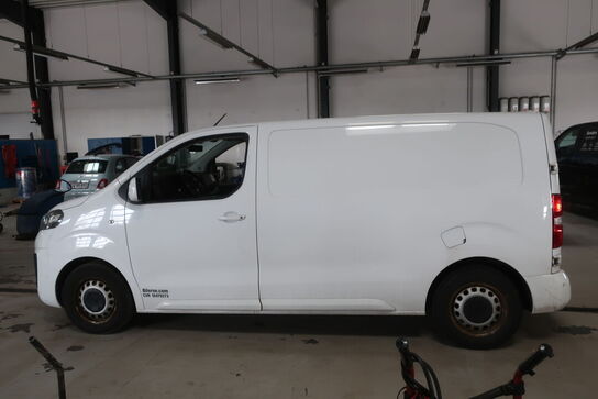 Varebil OPEN Vivaro 1.5 D 120 hk