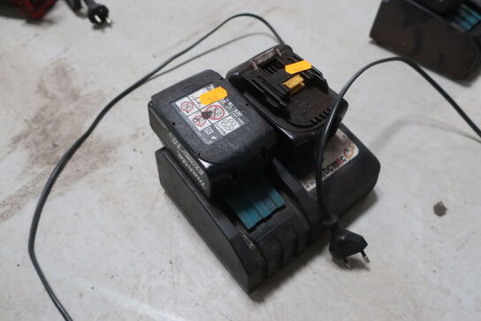2 stk. batteri samt lader MAKITA 