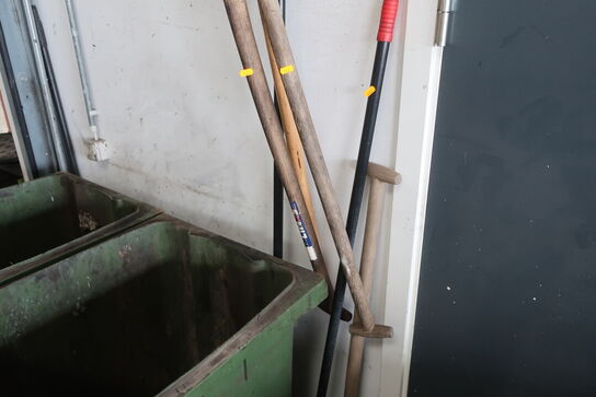 Diverse haveredskaber