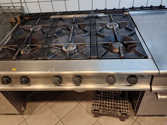Gaskomfur 6 blus , frituresteger og sidebord. Samlet salg ELECTROLUX