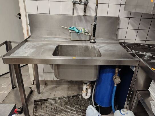 Vaskemaskine med grovvask og sidebord