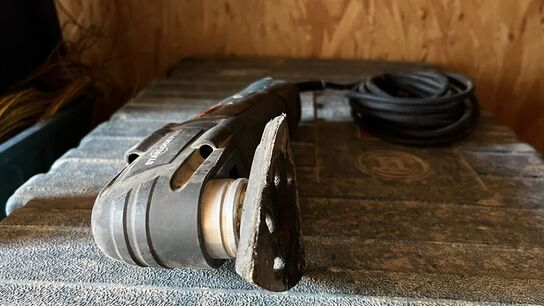 4 Boremaskiner, Sliber, 2 Vinkelsliber BOSCH + HILTI Inkl Transportkasse 