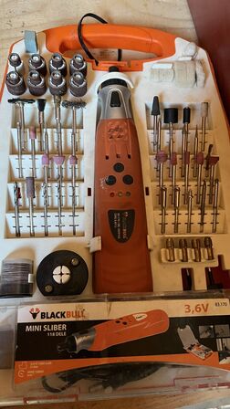 Listesaks + Mini Sliber BLACKBULC