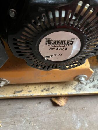 Pladevibrator HERKULES RP 800 B