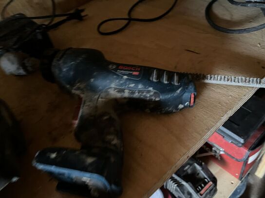 6 stk. Værktøj bl.a. Multicutter, Borehammer, Bajonetsav BOSCH