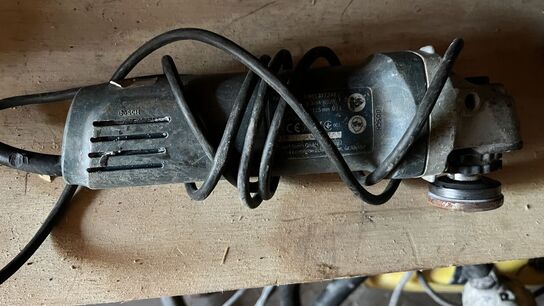 6 Stk. Div. Værktøj BOSCH, DEWALT , MAKITA Inkl. Transporkasse