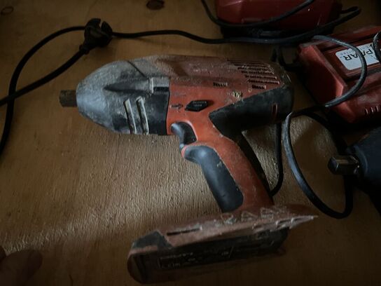 3 Stk. Boremaskiner HILTI +  7 Batterier + 2 Opladere