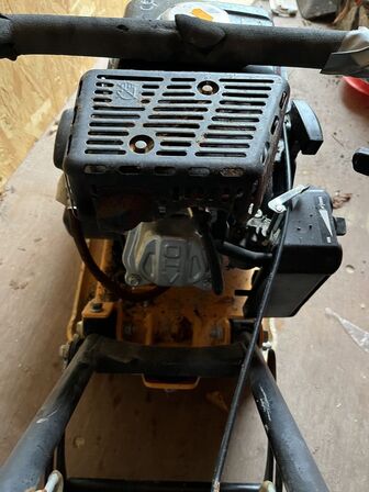 Pladevibrator HERKULES RP 800 B