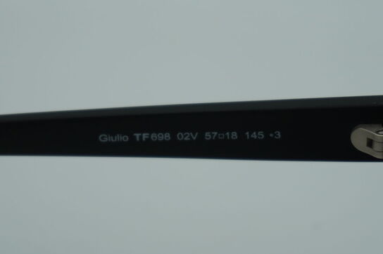 Solbriller TOM FORD Giulio TF698