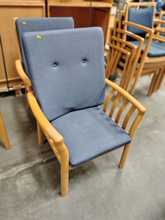 To stole  SCHOU ANDERSEN