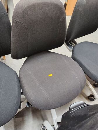 To kontorstole RH Mereo 200