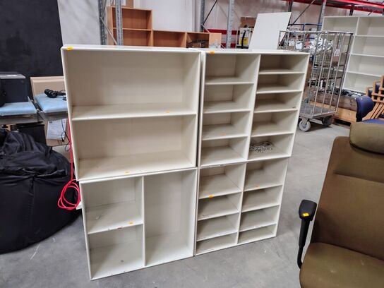 Fire Montana bogkasser, hvid 