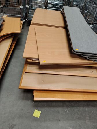 Parti assorterede bordplader 