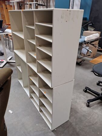 Fire Montana bogkasser, hvid 