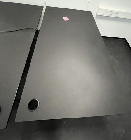 To hæve/sænkeborde. 