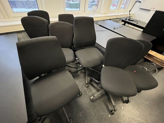 Otte kontorstole, assorterede.