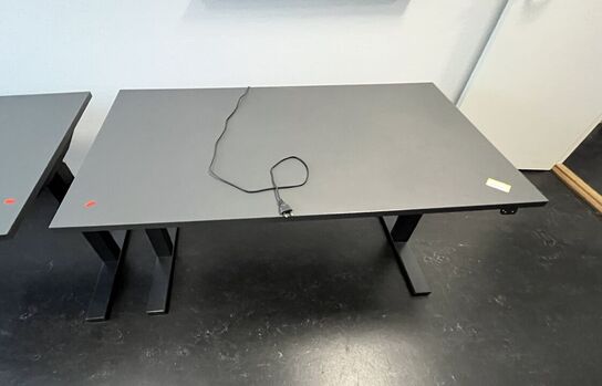 To hæve/sænkeborde. 