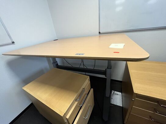 Hæve/sænkebord, bøg, samt to skuffekassetter