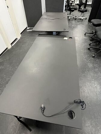 To hæve/sænkeborde. 