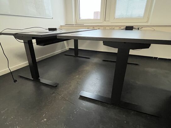 To hæve/sænkeborde. 