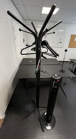 Stumtjener og to ventilatortårne