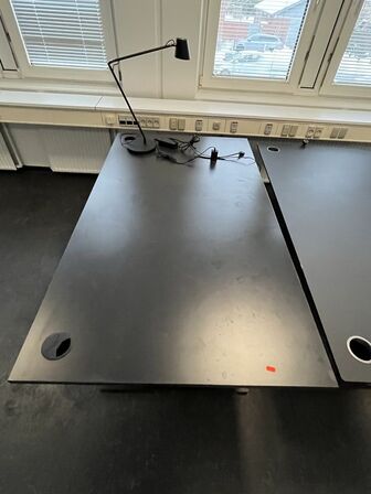 To hæve/sænkeborde.