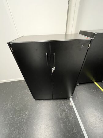 Fire kontorskabe, EFG 