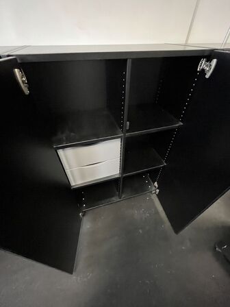 Fire kontorskabe, EFG 