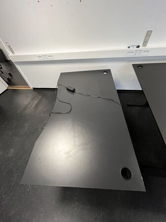 To hæve/sænkeborde. 