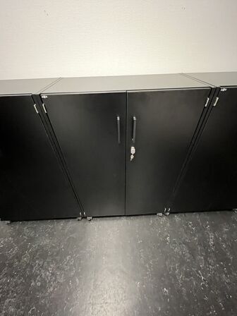 Fire kontorskabe, EFG 