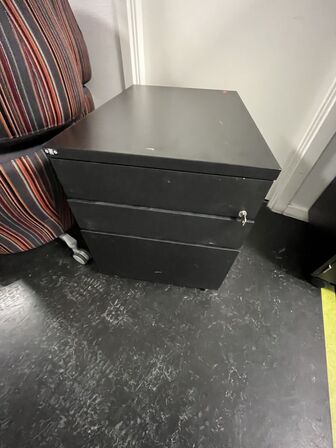 Assorterede kontorskabe