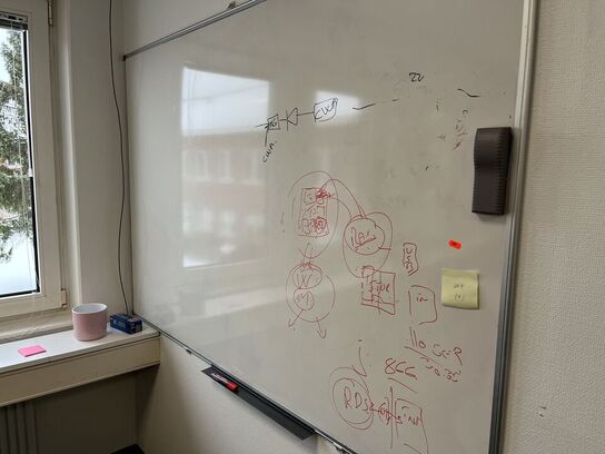 Fire whiteboards, assorterede.