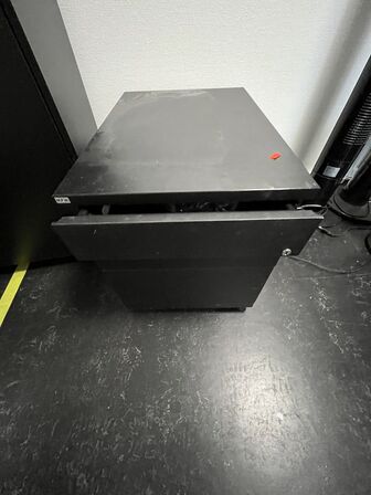 Assorterede kontorskabe