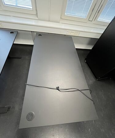 To hæve/sænkeborde. 