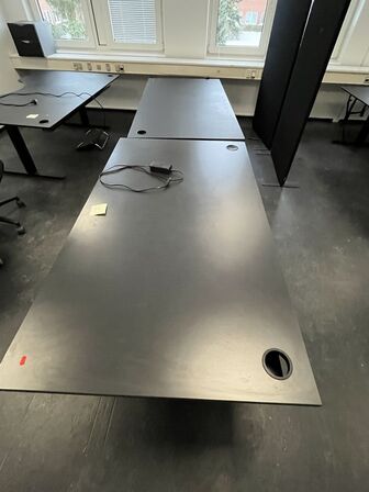 To hæve/sænkeborde. 