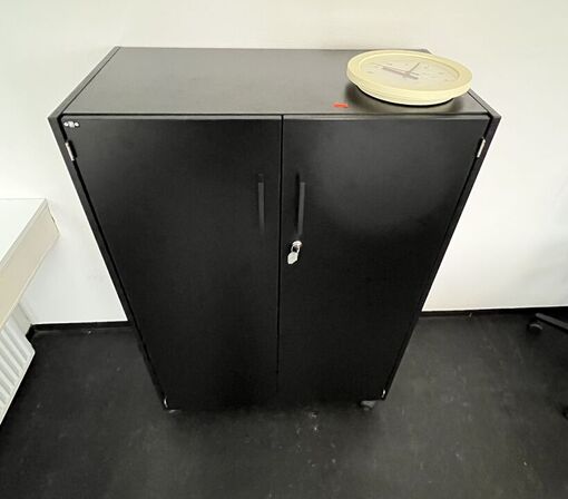 Kontorskab samt vægur