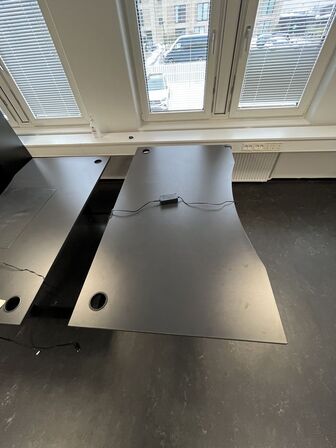 To hæve/sænkeborde. 