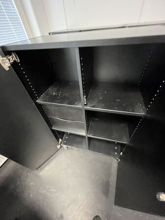 Fire kontorskabe, assorterede