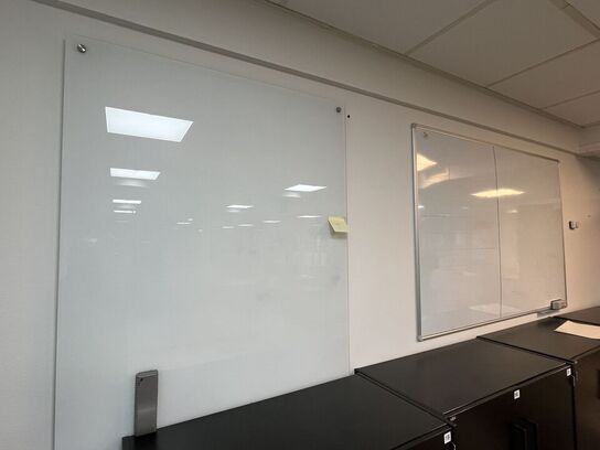 Glastavle og whiteboards assorterede.