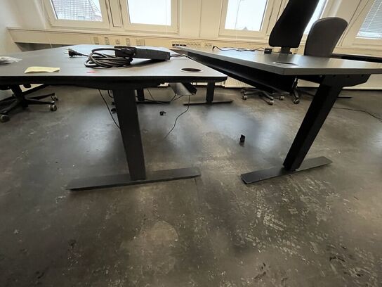 To hæve/sænkeborde. 