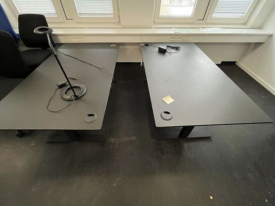 To hæve/sænkeborde. 