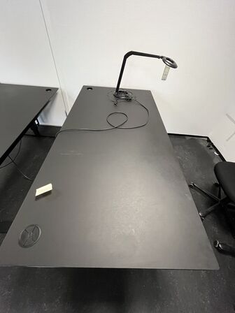 To hæve/sænkeborde. 