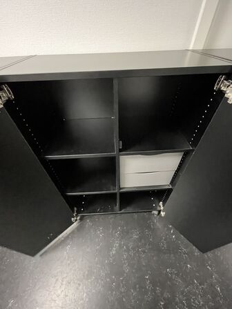 Fire kontorskabe, EFG 